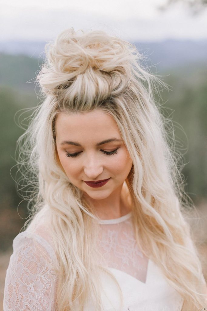 Heartfelt natural long hairstyles for wedding