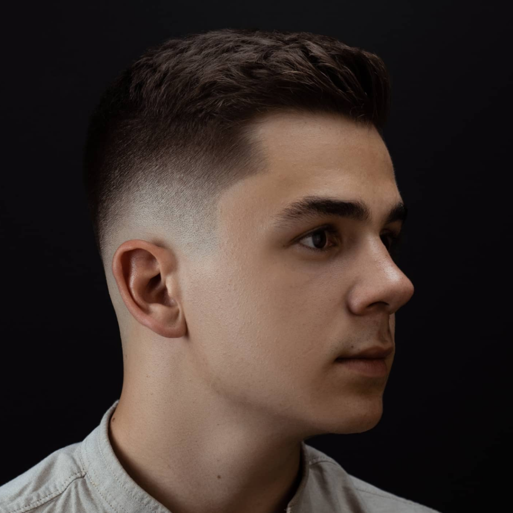 Clean short hairstyles for oval faces male for curly hair