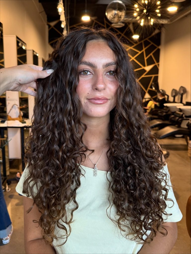 Incredible long hairstyles for curly hair inspiration