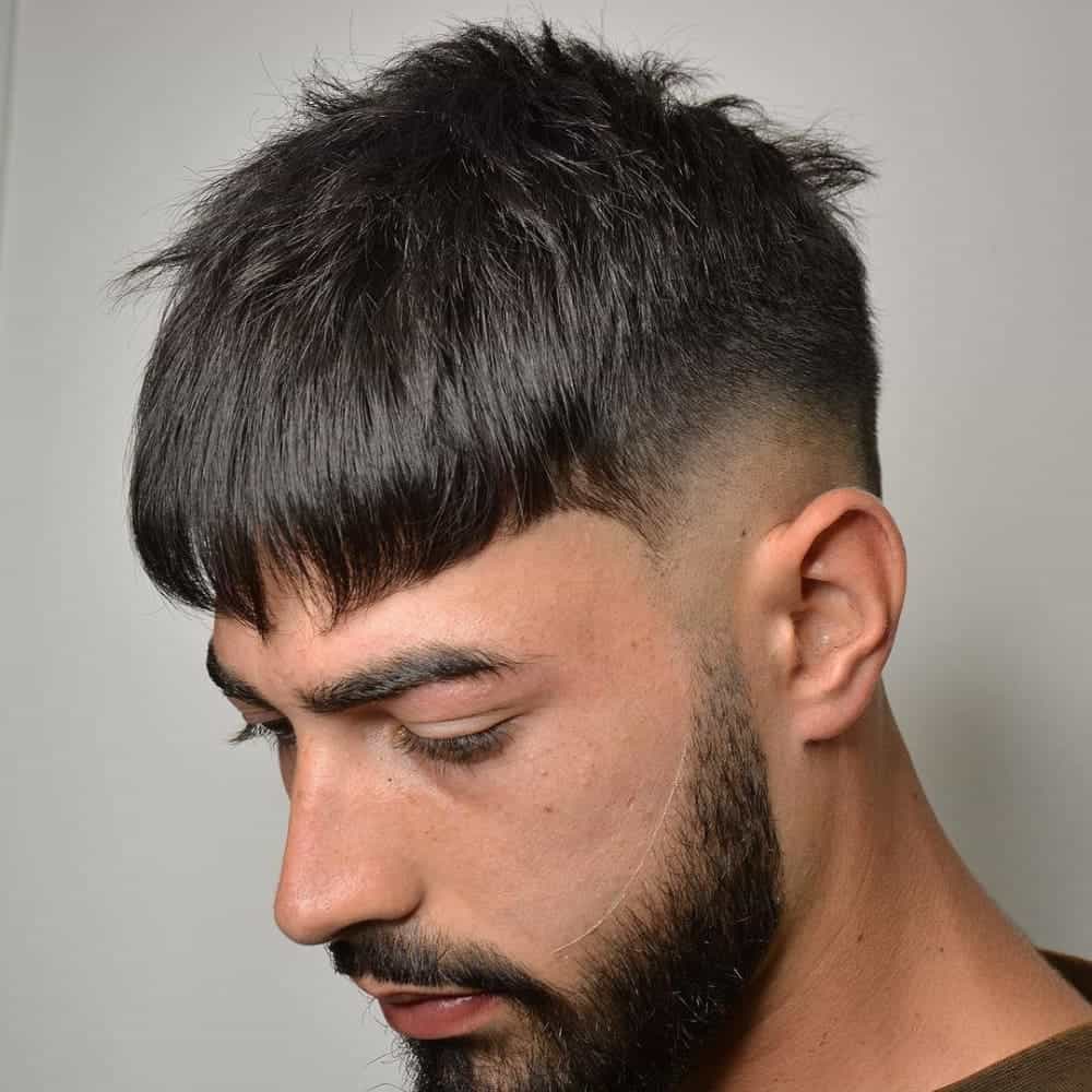 Trending short hairstyles for straight hair for men