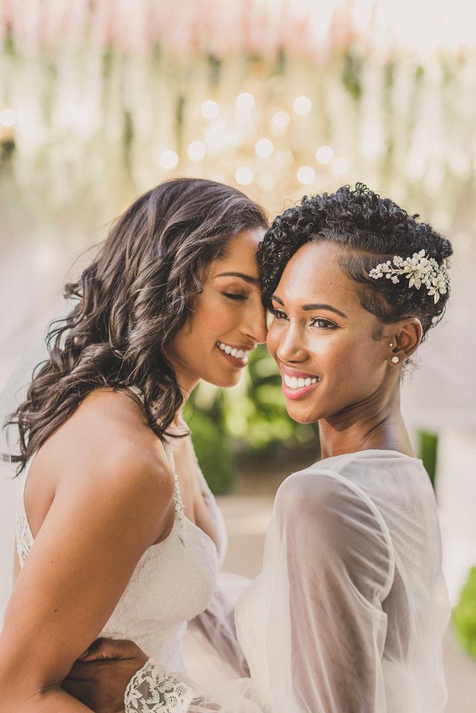 Viral women hairstyles for wedding for school
