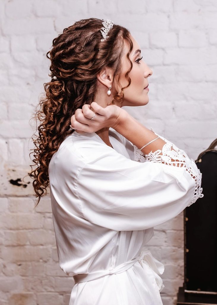 Trendsetting long layered hair for work