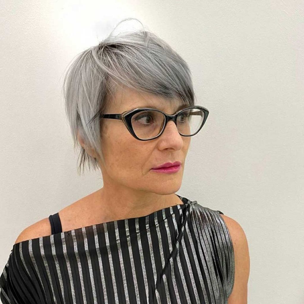 Classy short black natural hairstyles for women over 50