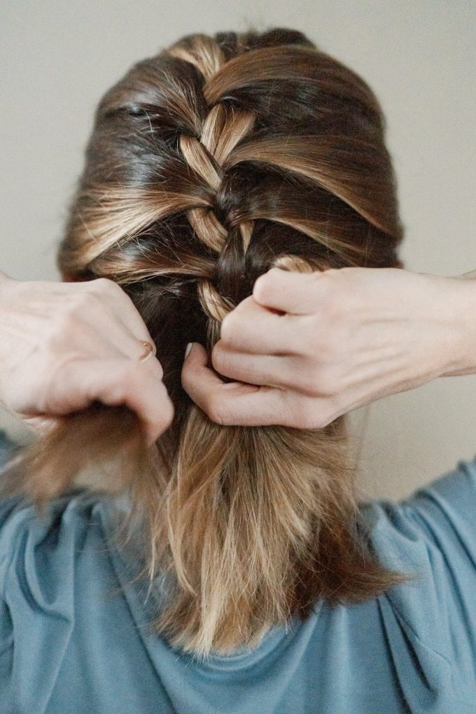 Unique best short hairstyles for women step by step