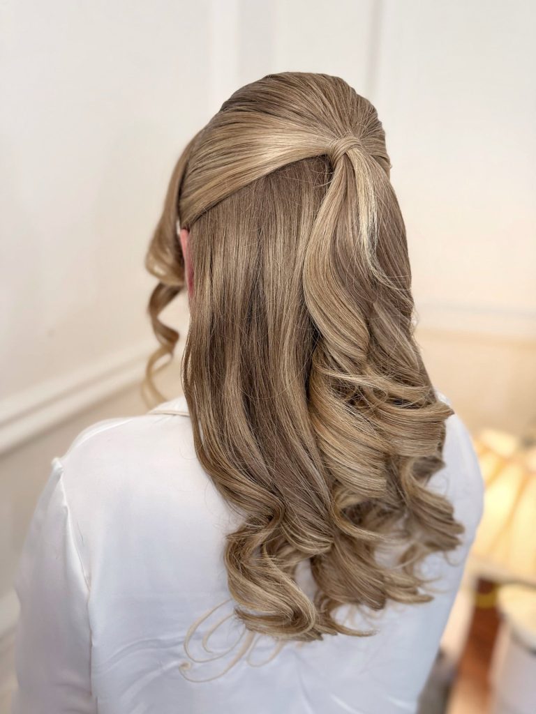 Compact low maintenance women hairstyles for wedding