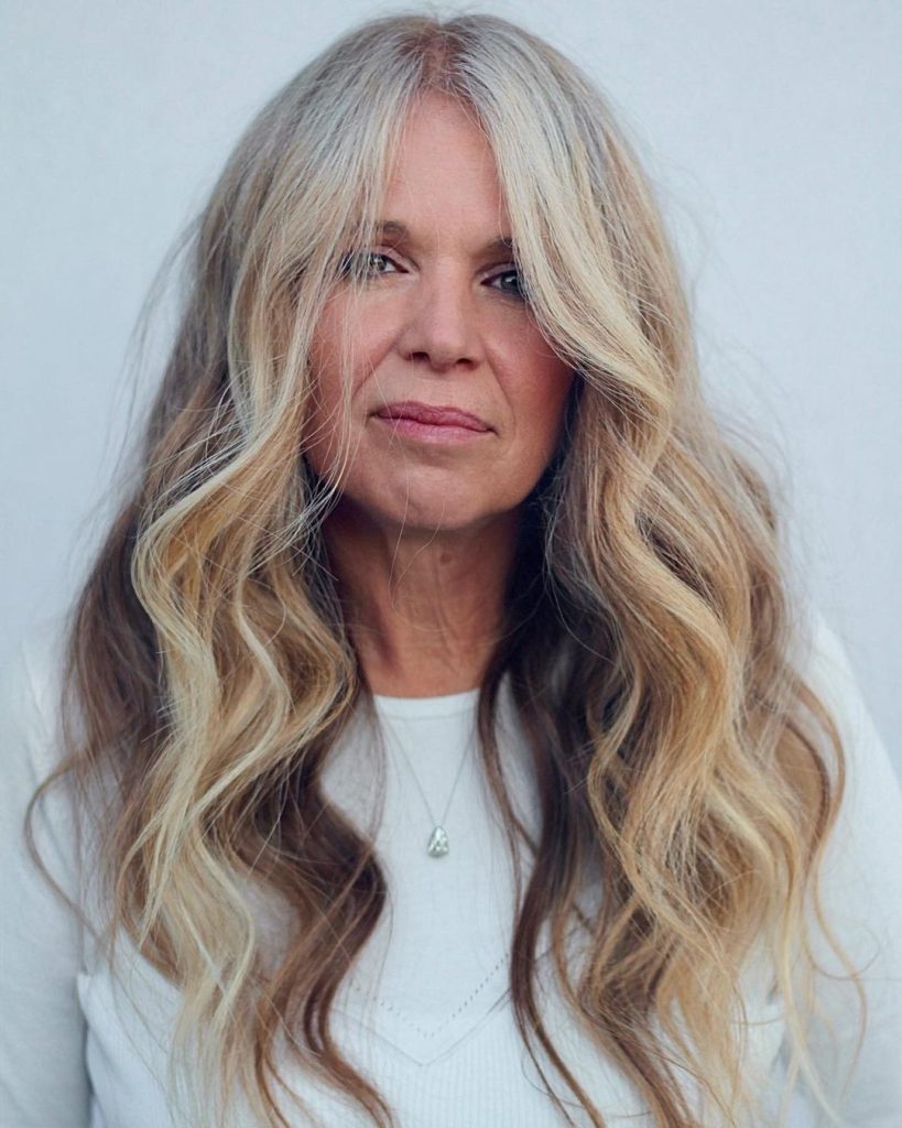 Spectacular long layered hair