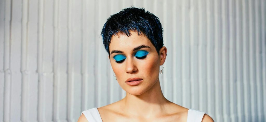 Clever pixie cut