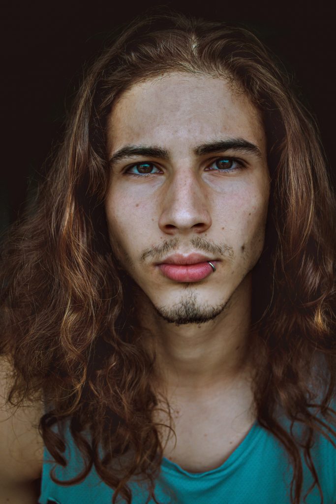 Fresh hairstyles men 2026 for thick hair