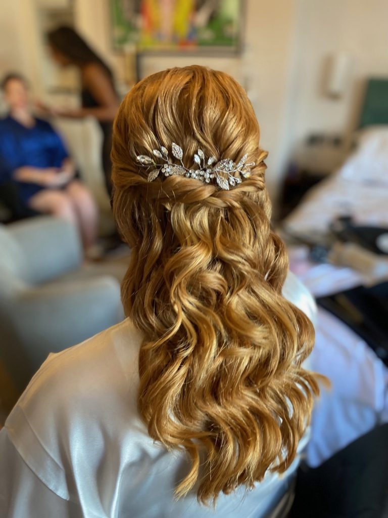 Graceful long hairstyles for thick hair