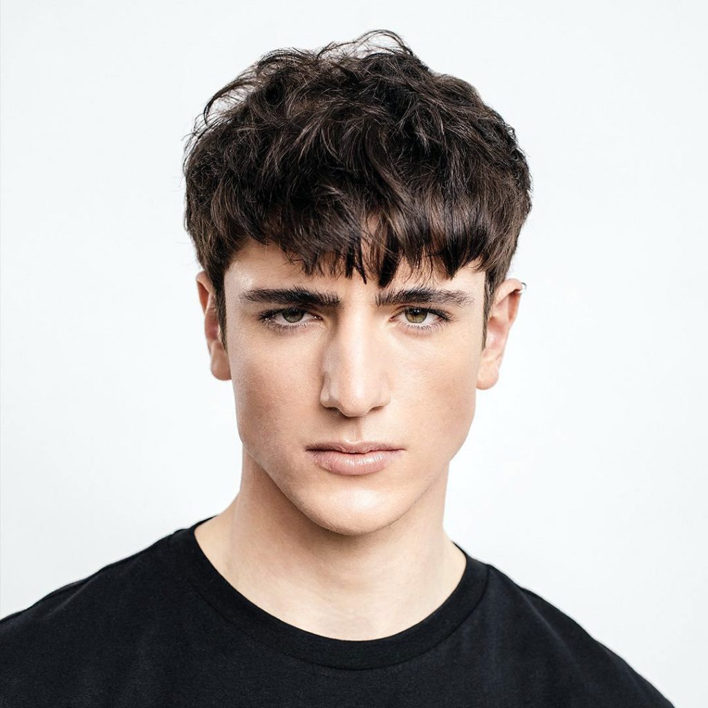 New trending hairstyles men for school