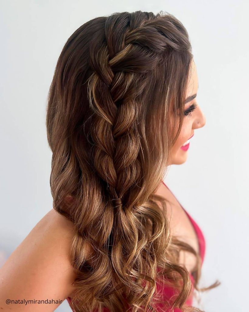Minimal hairstyle ideas for braids for wedding guest