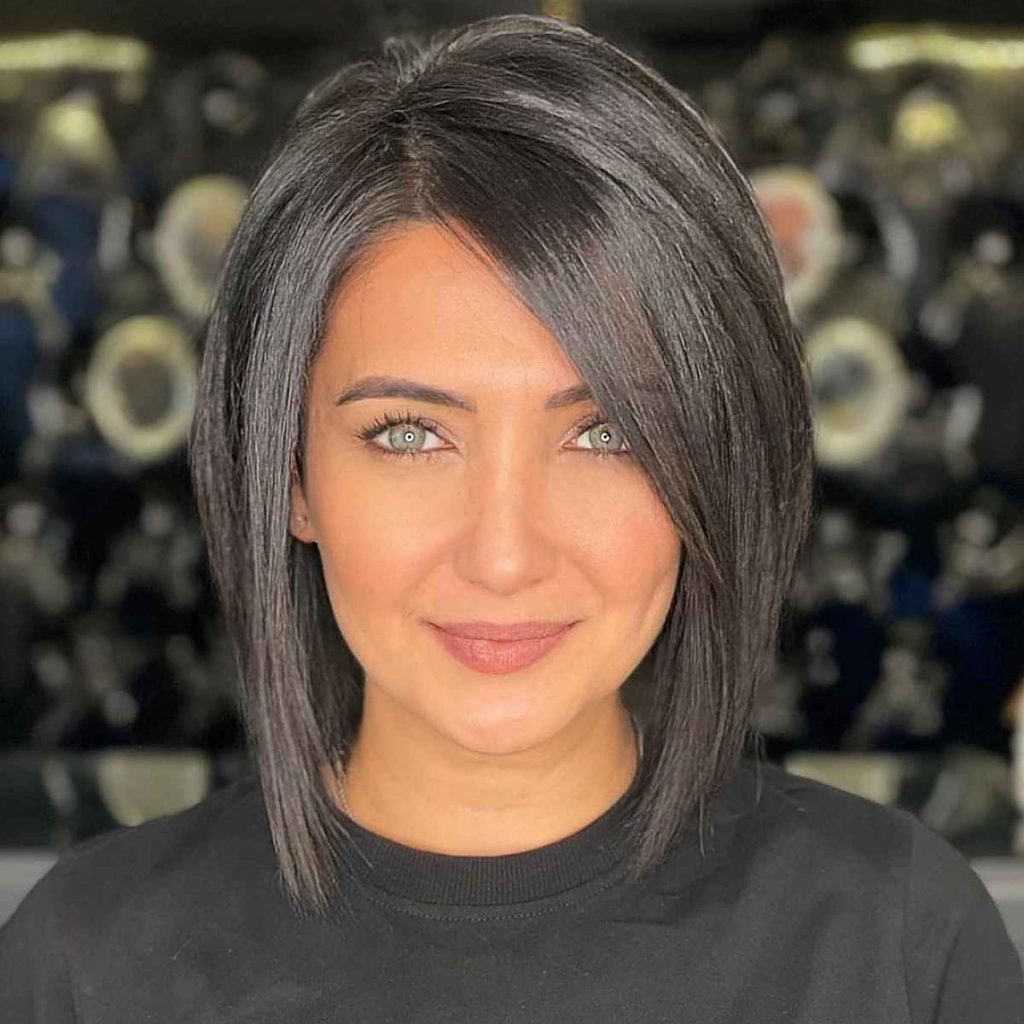 Chic short hairstyles for straight hair for kids