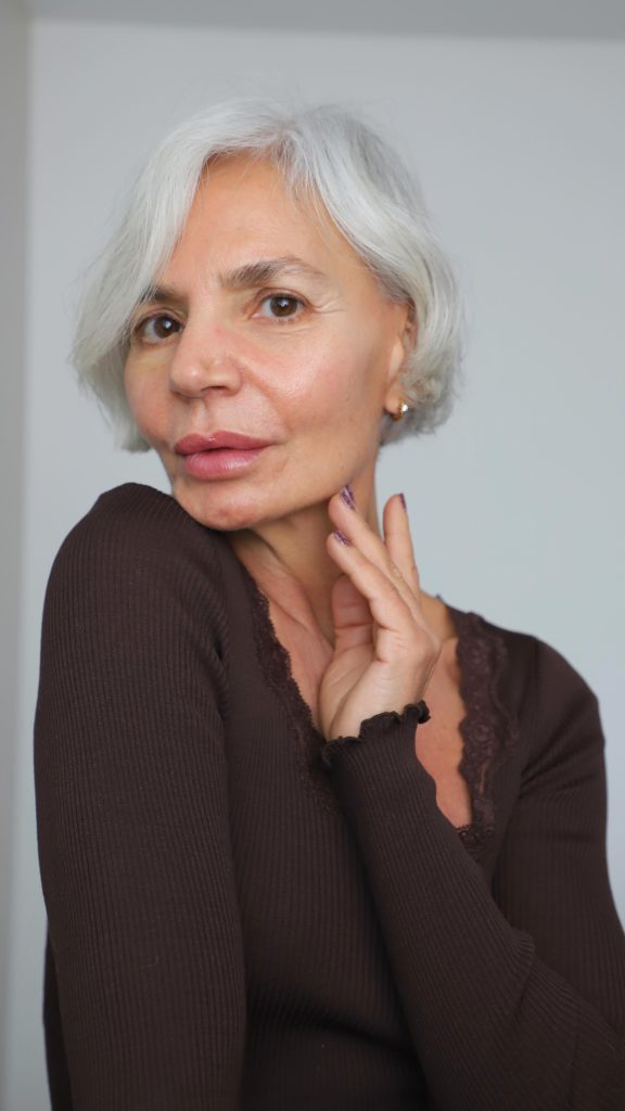 Creative side part haircut for women hairstyles over 50
