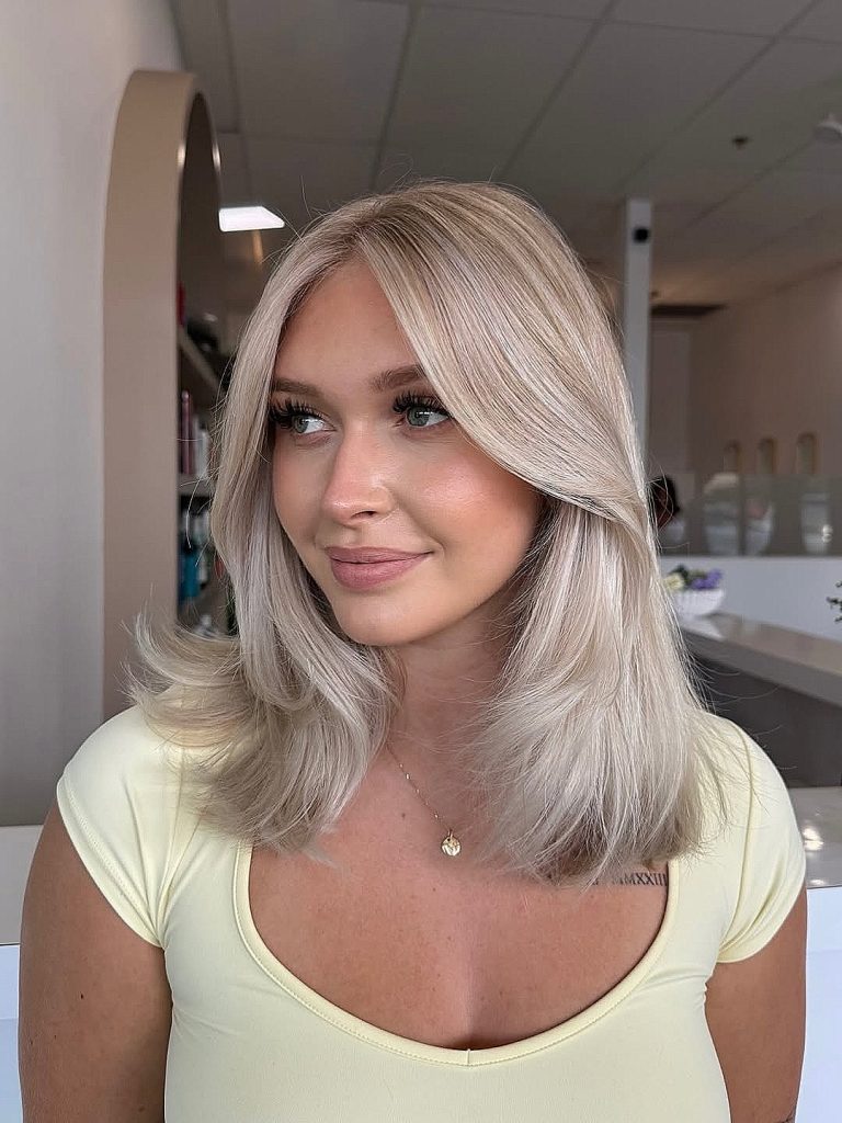 Favorite women hairstyles 2026 medium length 2026