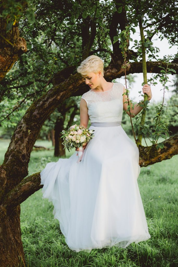 Versatile cute pixie cut