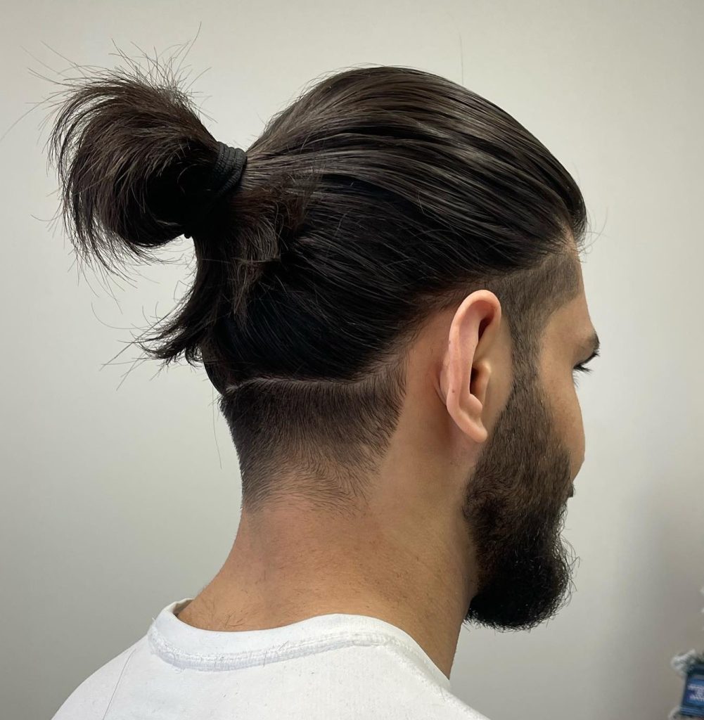 Impressive long hairstyles ideas for men for thin hair