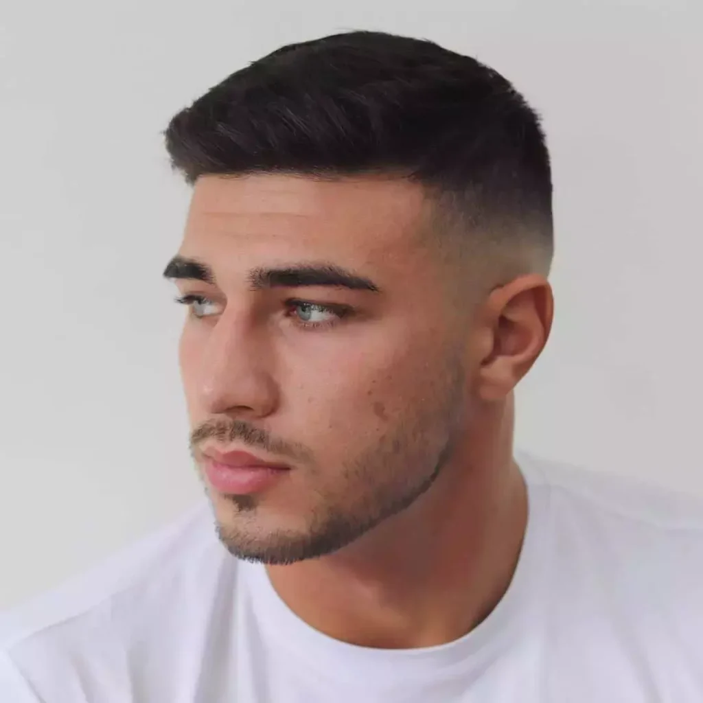 Iconic short hairstyles for oval faces male straight hair
