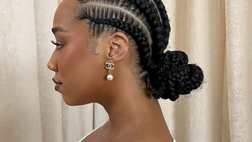 Charming with braids hairstyles for women for work