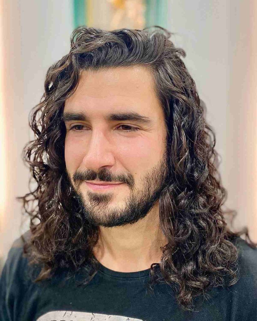 Timeless long hairstyles for curly hair men inspiration