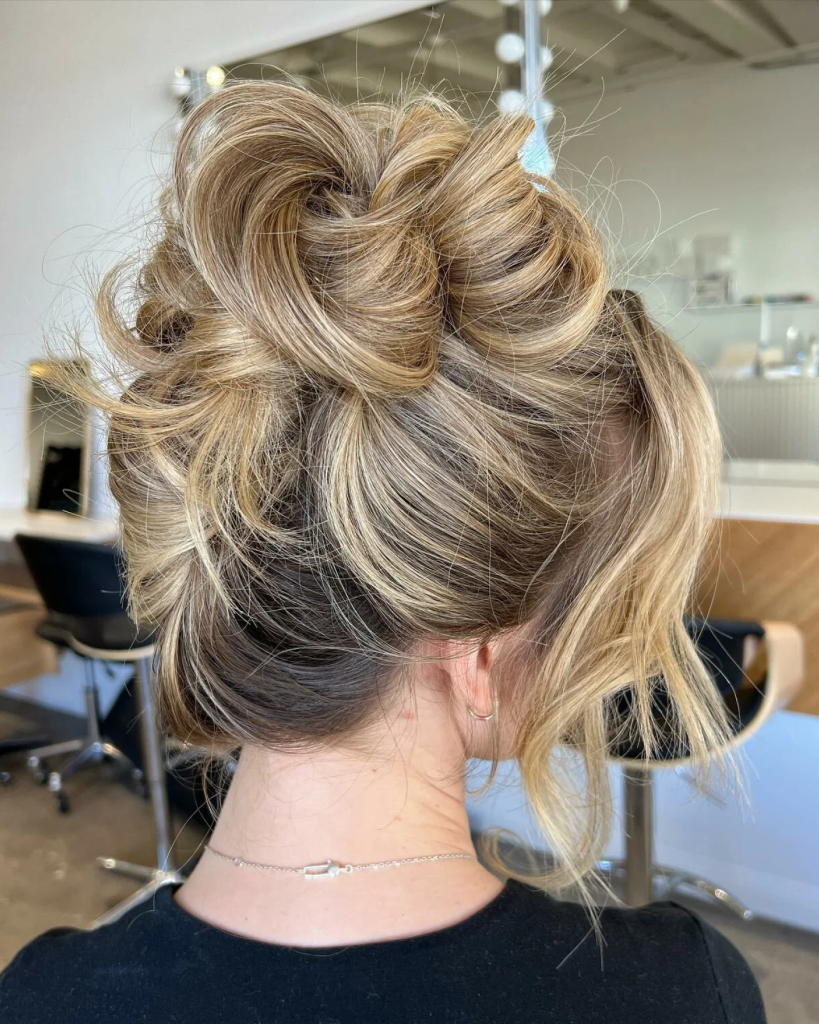Smart party long hairstyles for working women