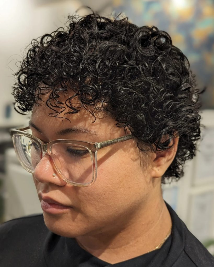 Excellent black hairstyles for round faces for oval face