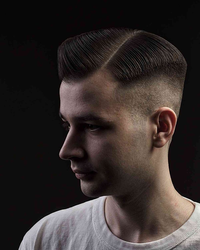 Cozy lob haircut for round face