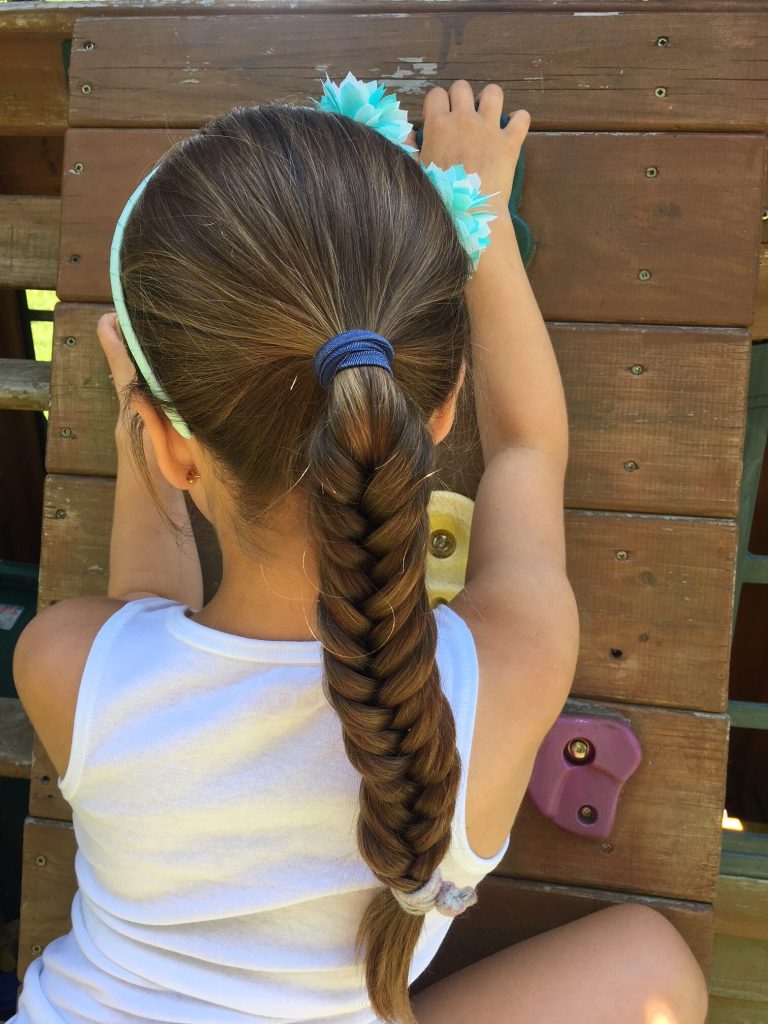 Loving long hairstyles for girls for round face