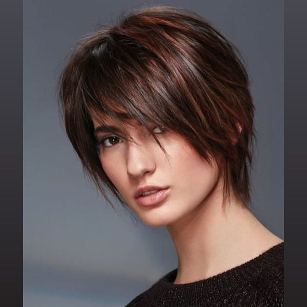 Graceful hairstyle men for girls for round face