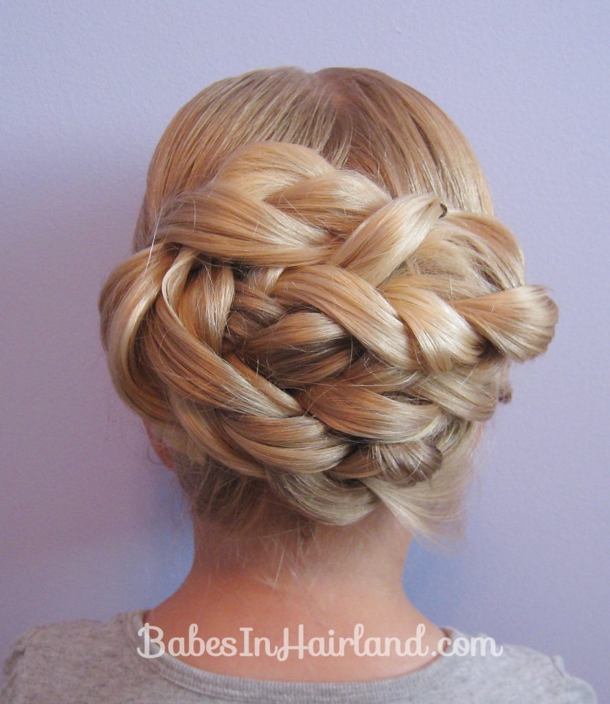Organic popular easy hairstyles to wear to school