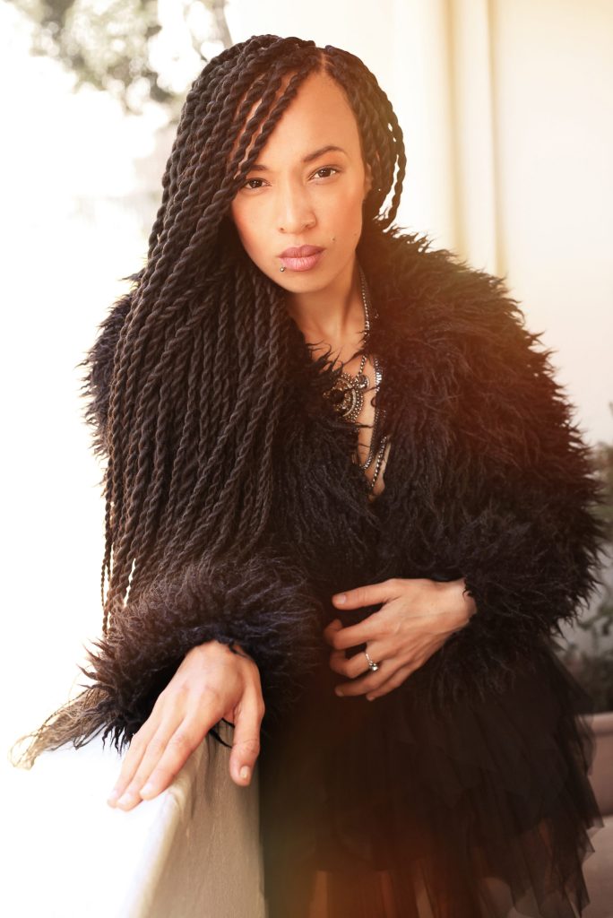 Trendsetting black hairstyles 2026 female over 50