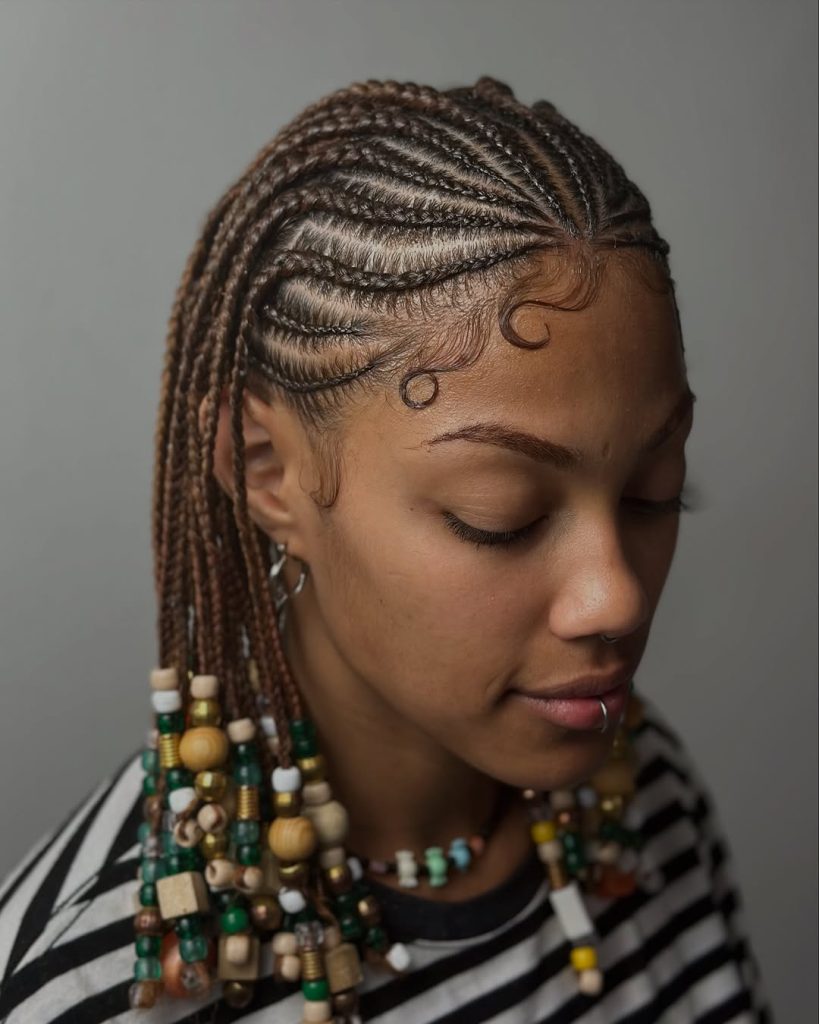 Pretty natural knotless braids