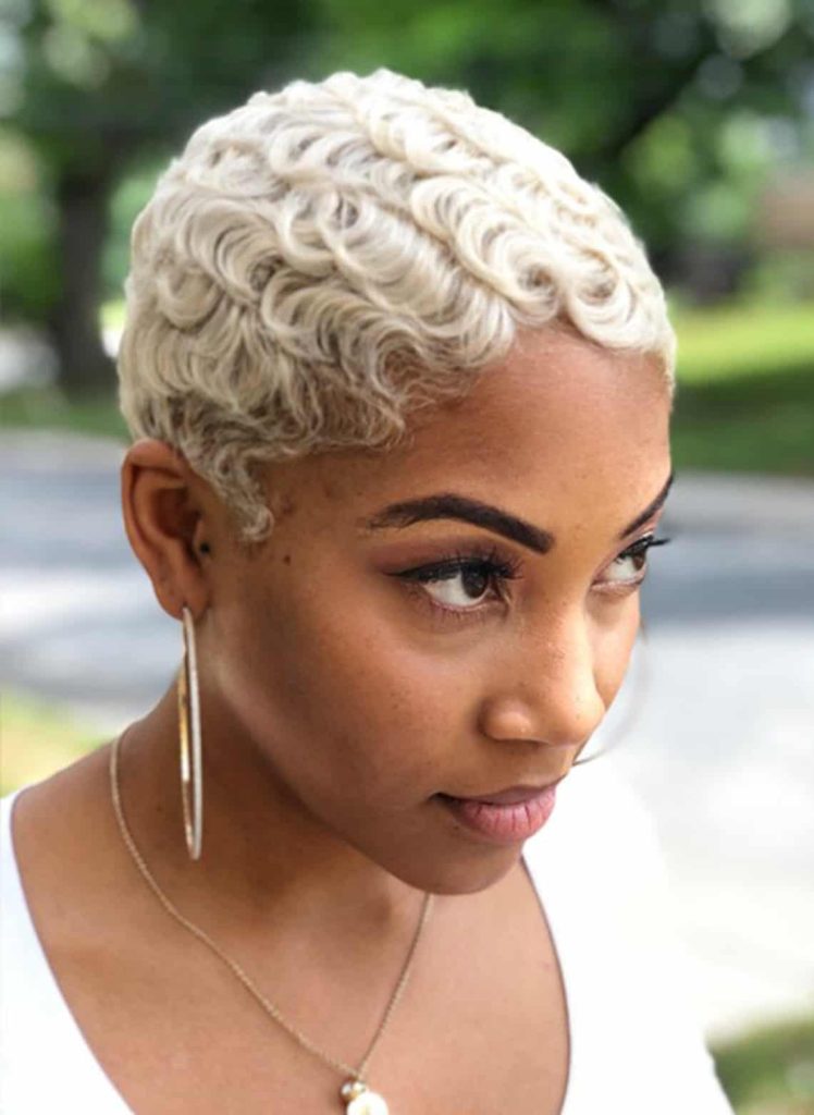 Brilliant protective style ideas for short hairstyles for round face women