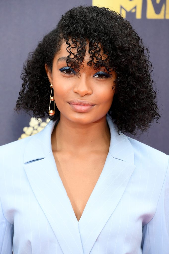 Spectacular short hairstyles for curly hair for girls