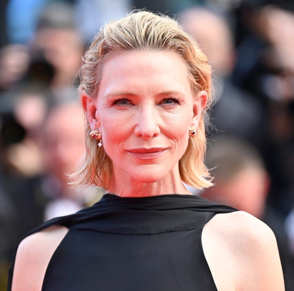 Classic trending hairstyles for women over 50