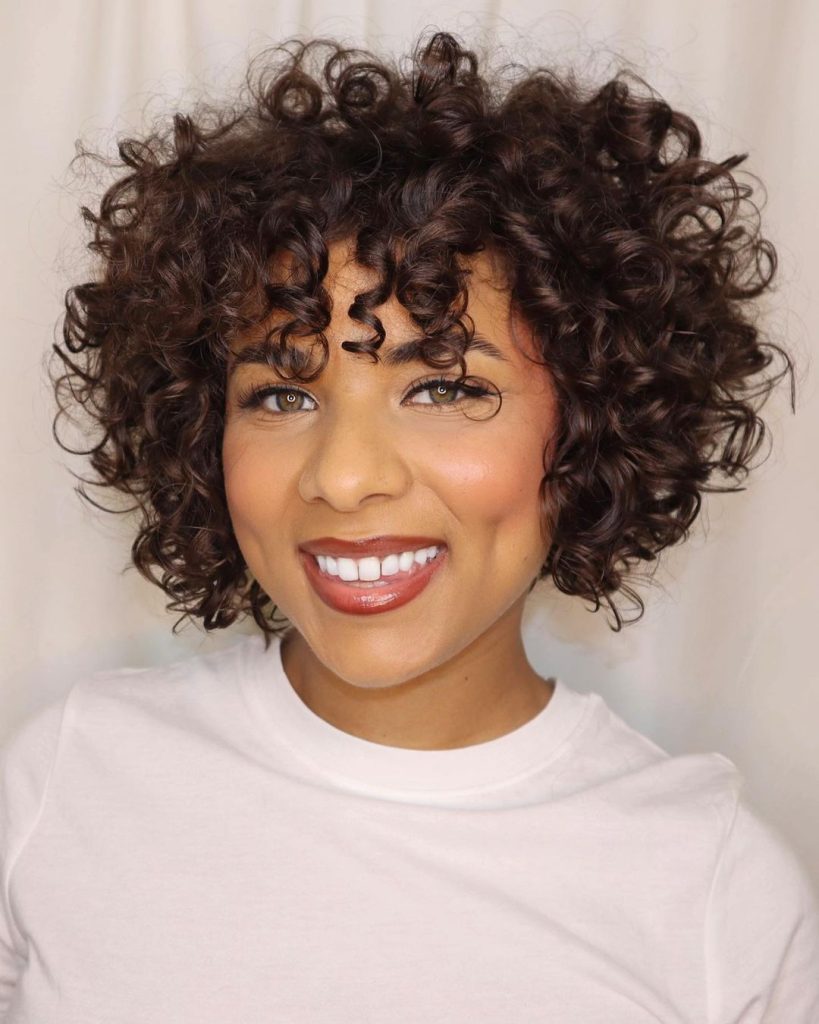 Trendsetting best short hairstyles for curly hair