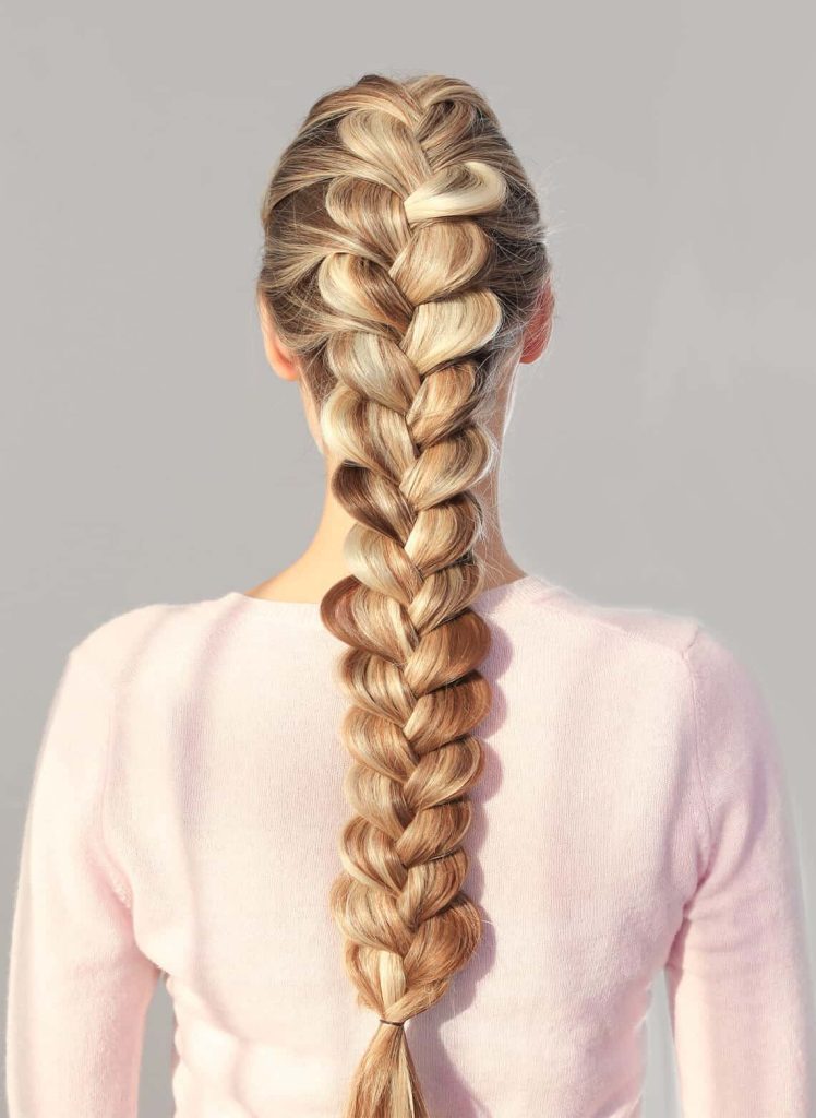 Contemporary low maintenance long hairstyles for working women