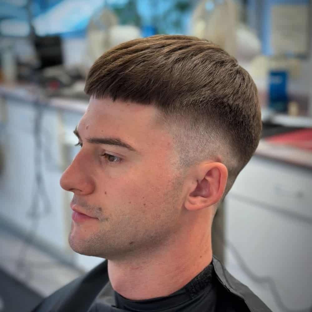Minimal short hairstyles for straight hair
